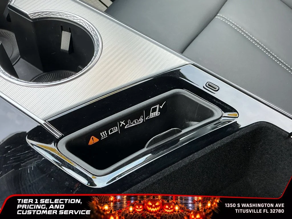 Used 2024 Nimbus Metallic Cadillac Tech image 35