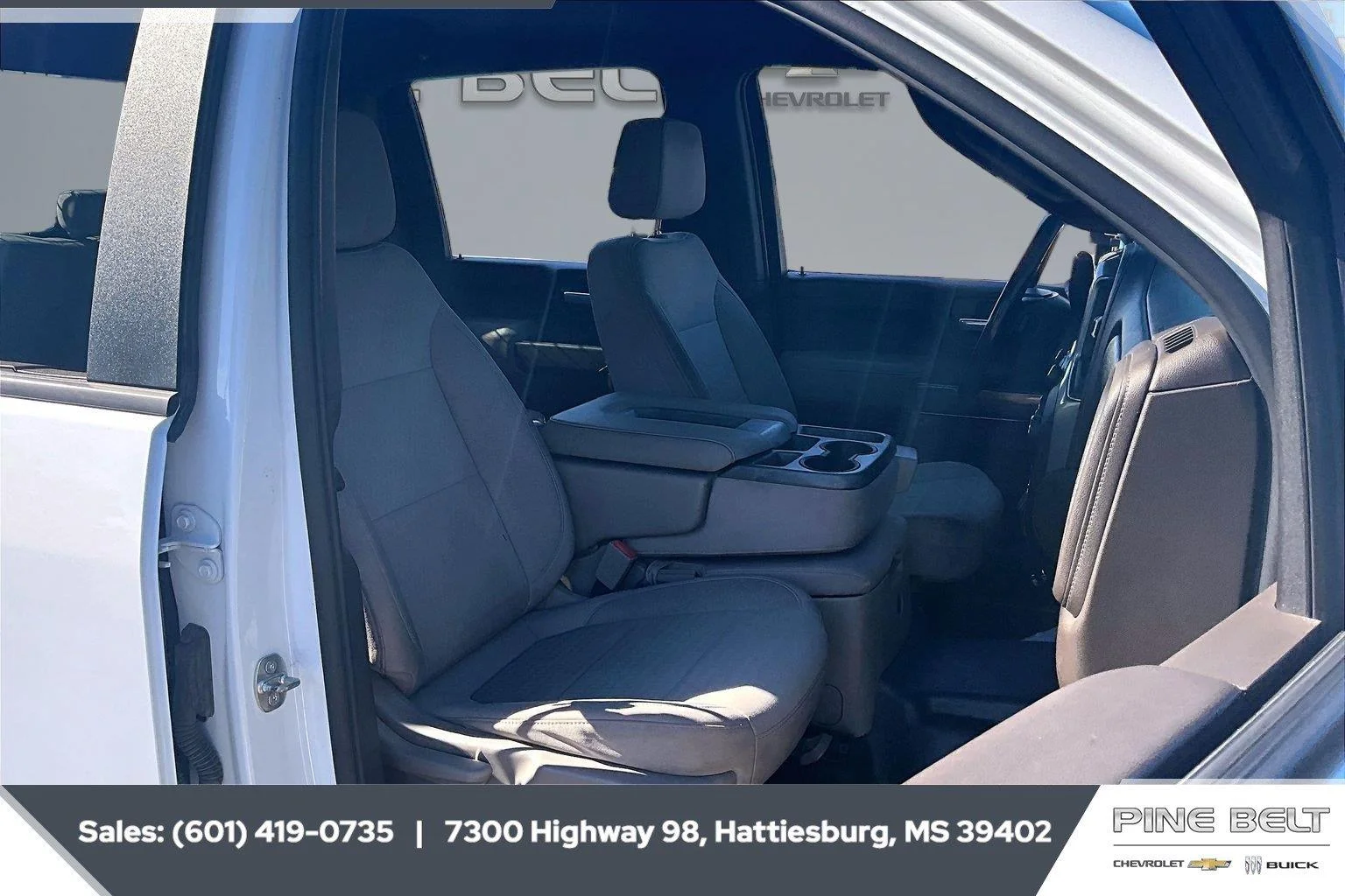 Used 2021 SUMMIT WHITE Chevrolet LT image 7
