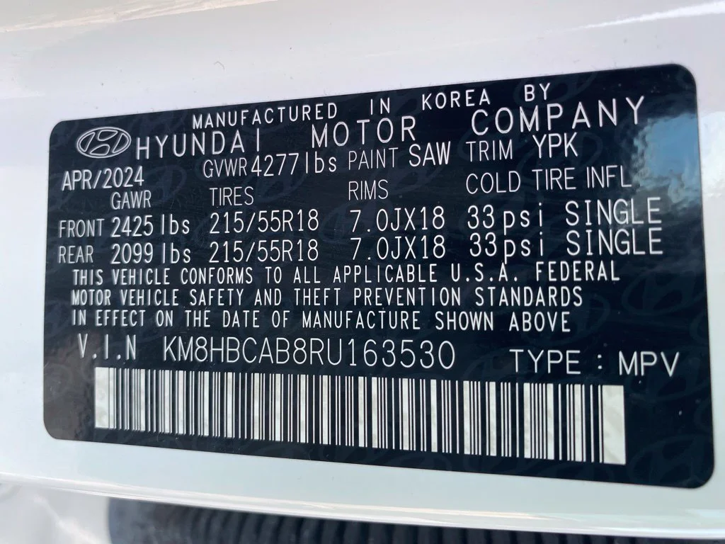Used 2024 White Hyundai SEL image 18