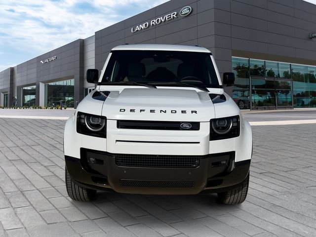 New 2026 Fuji White Land Rover X-Dynamic SE image 8