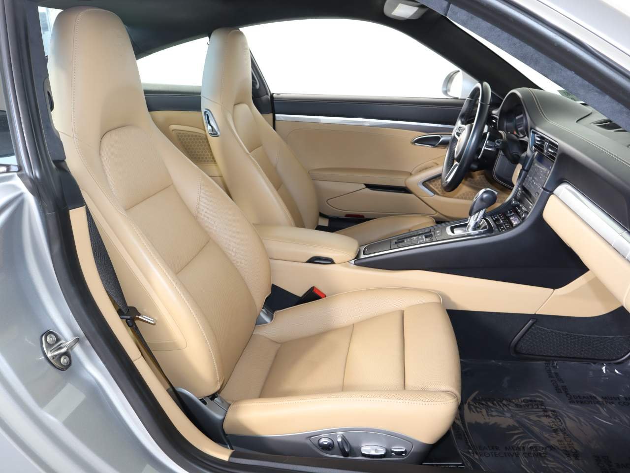Used 2017 Silver Metallic Porsche Carrera S image 20
