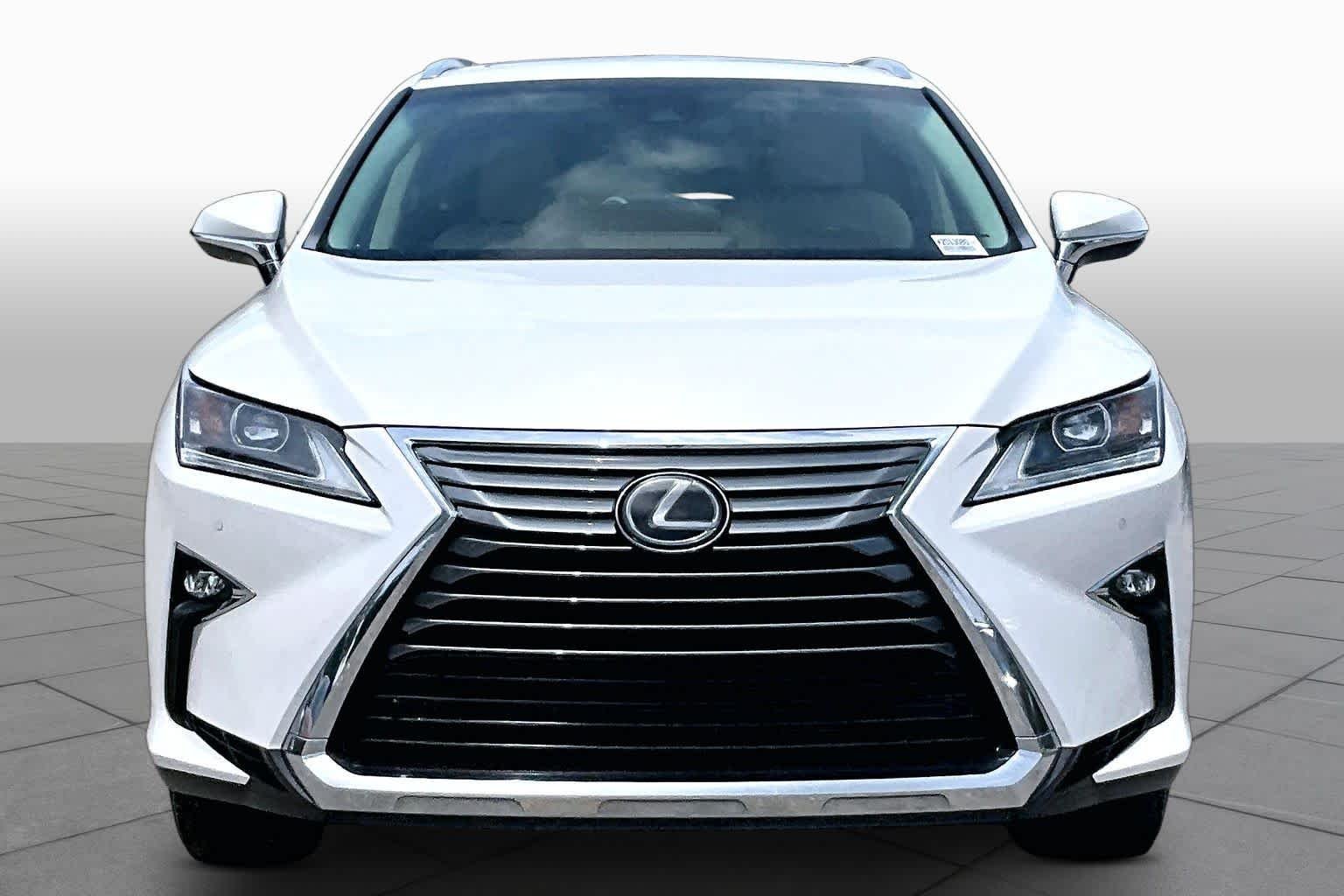 Used 2019 Eminent White Pearl Lexus Premium image 4