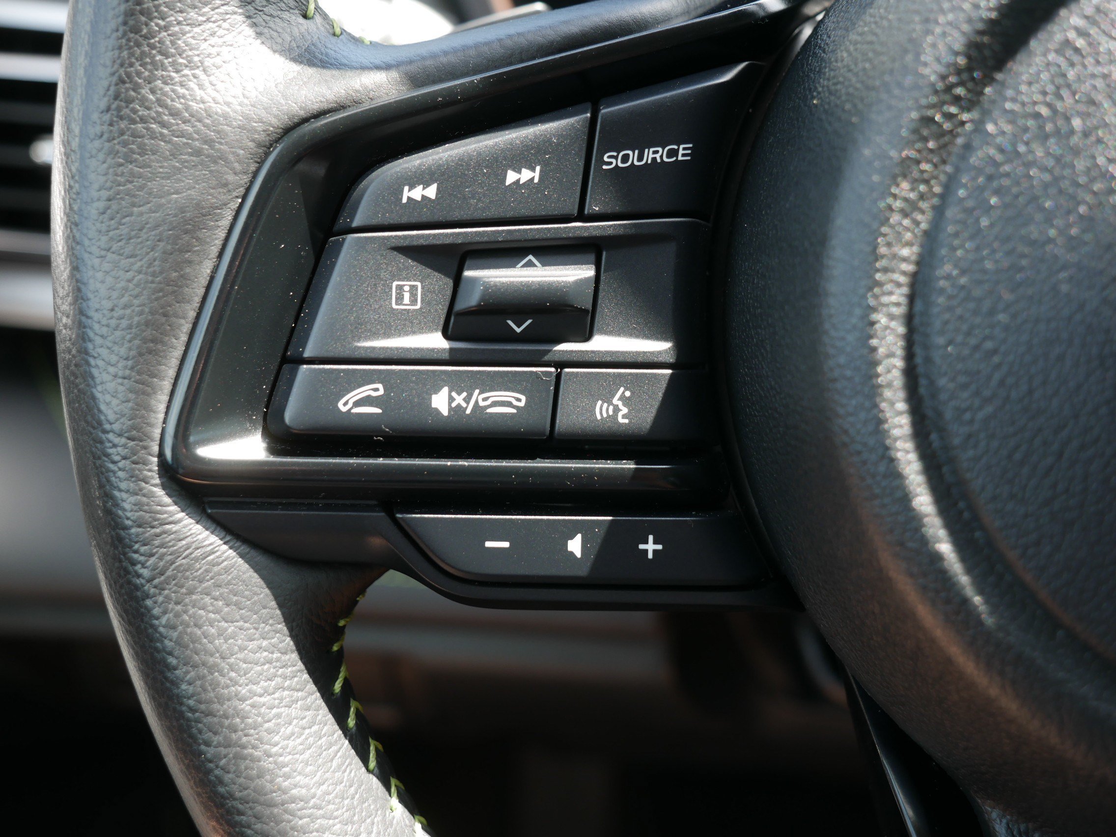Used 2025 Magnetite Gray Metallic Subaru Onyx Edition image 31