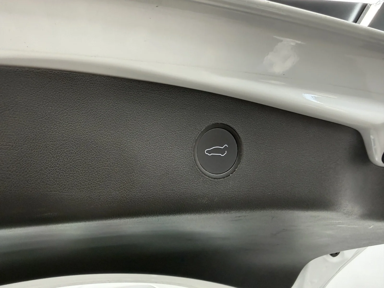 Used 2022 Pearl White Multi-Coat Tesla Long Range image 7