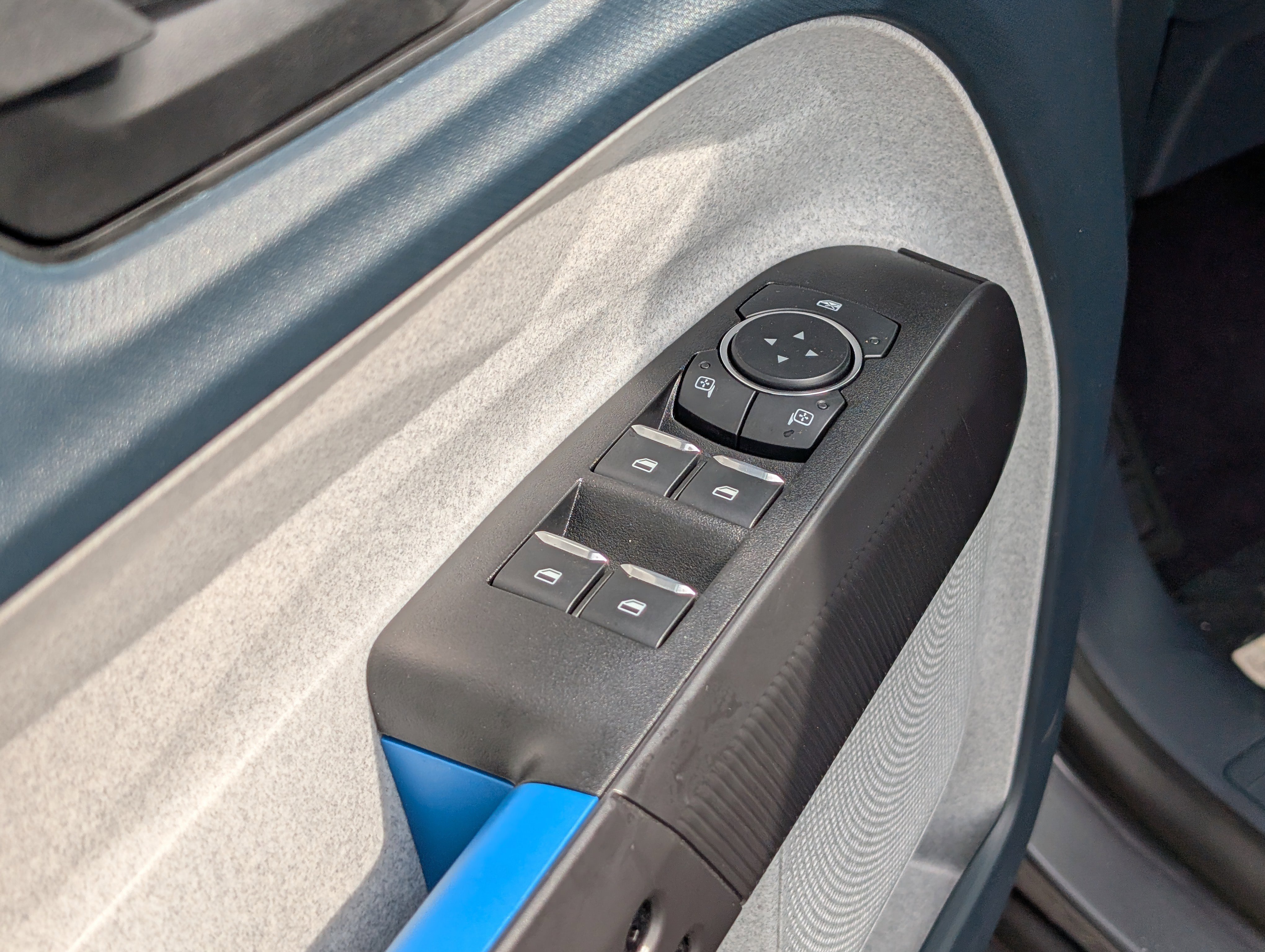 New 2026 Carbonized Gray Metallic FORD XLT image 17