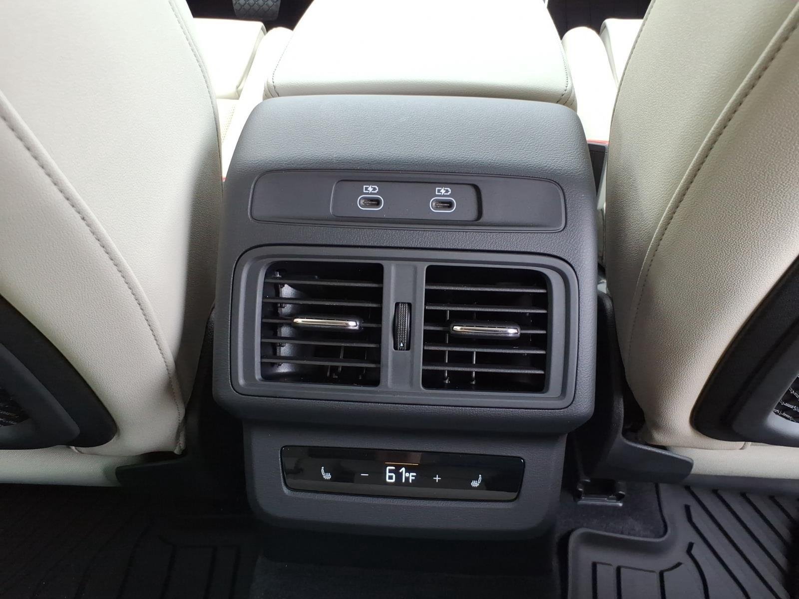 Used 2025 Daytona Gray Pearl Effect Audi S line Premium image 26