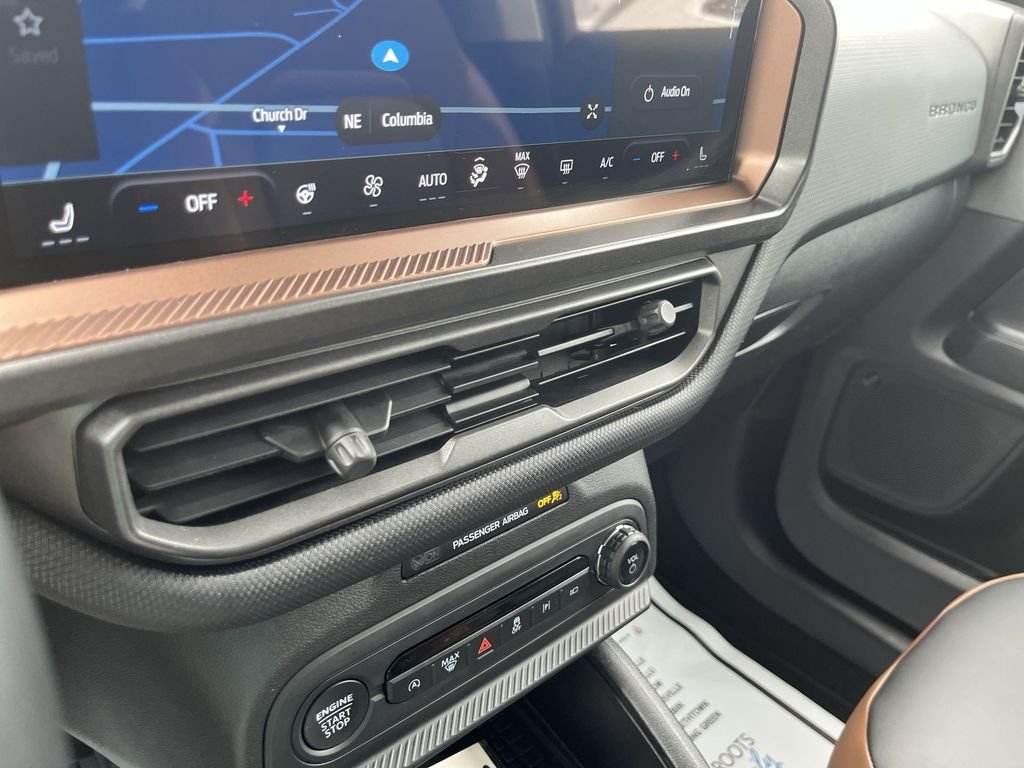 Used 2025 Gray Ford Outer Banks image 19