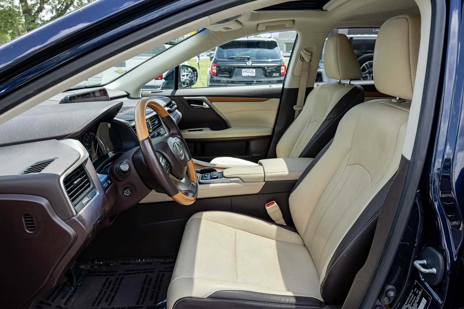 Used 2016 Nightfall Mica Lexus  image 28