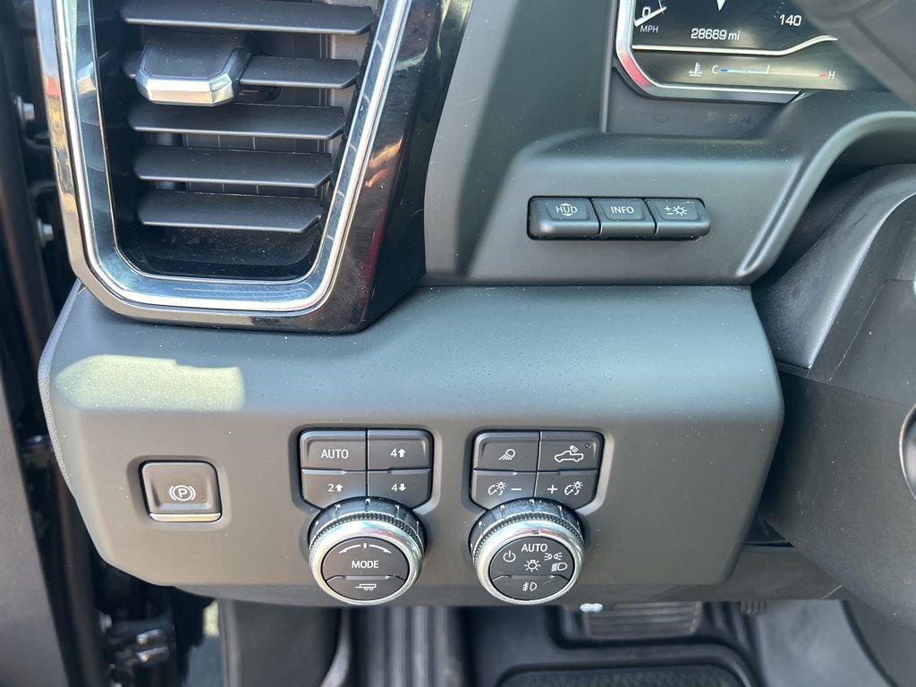 Used 2024 Onyx Black GMC Denali image 25