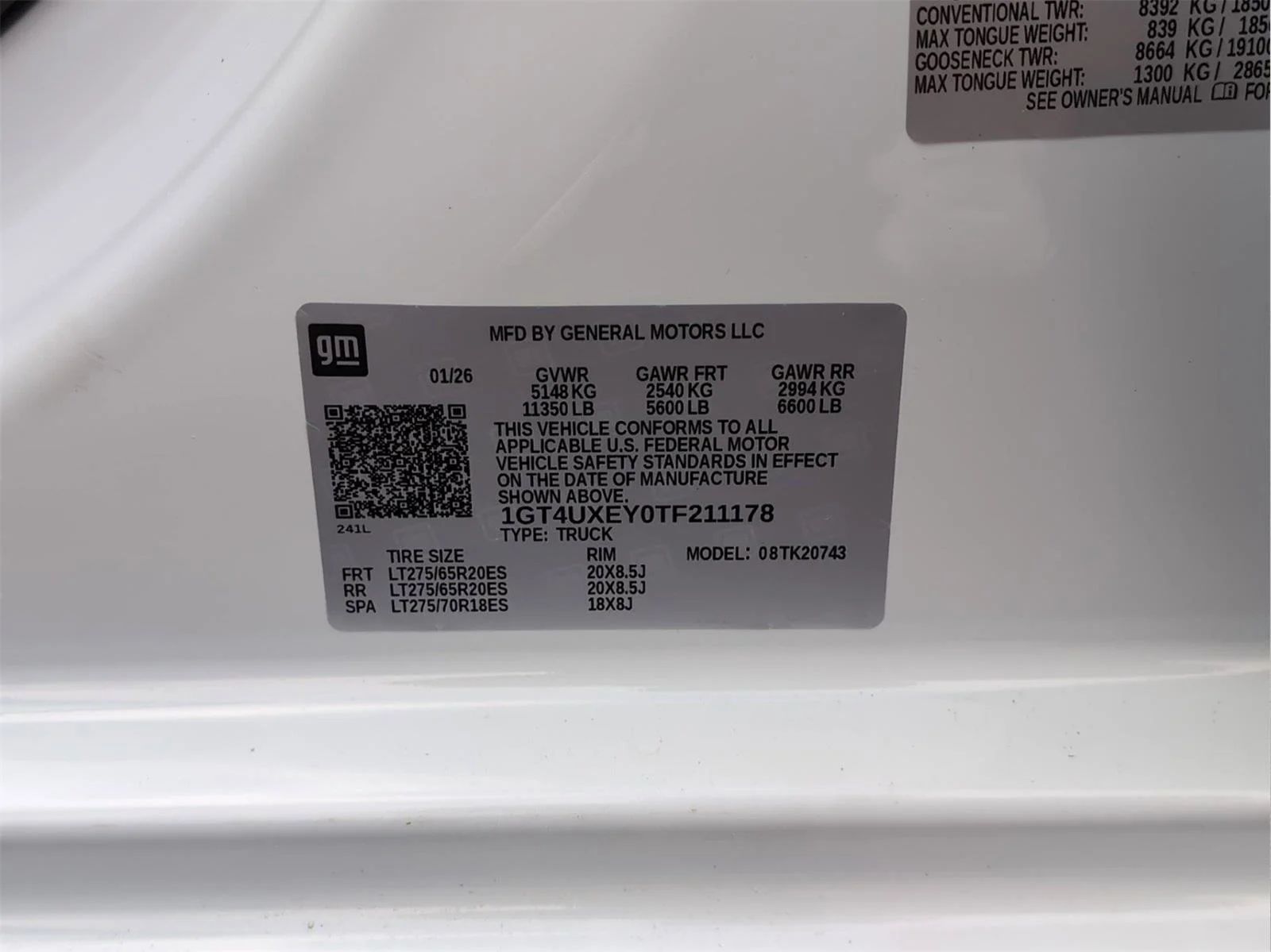 New 2026 Glacier White Tricoat GMC Denali Ultimate image 29