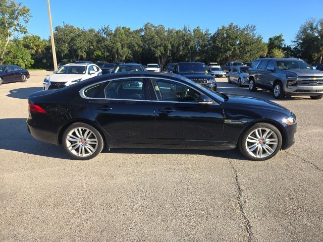 Used 2016 Celestial Black Jaguar 35t Prestige image 6
