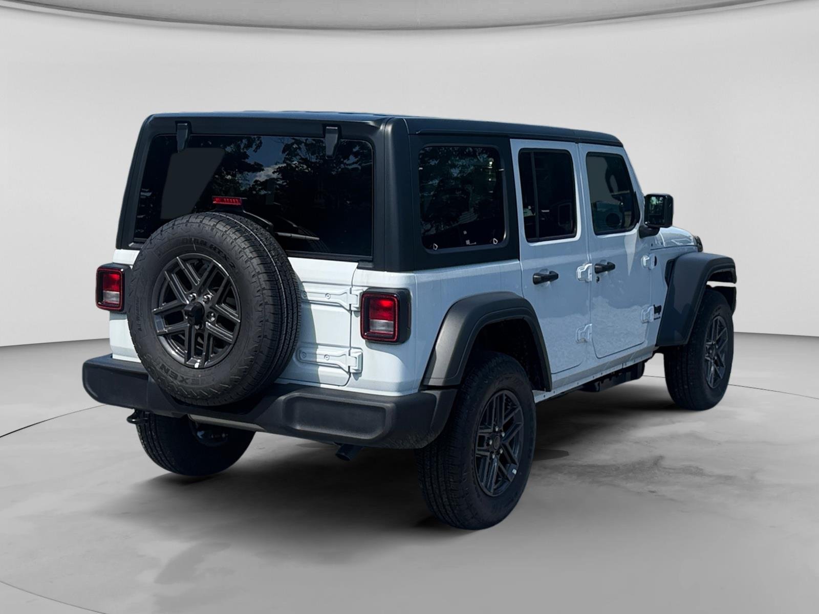 New 2026 Bright White Clear-Coat Exterior Paint Jeep Sport S image 15
