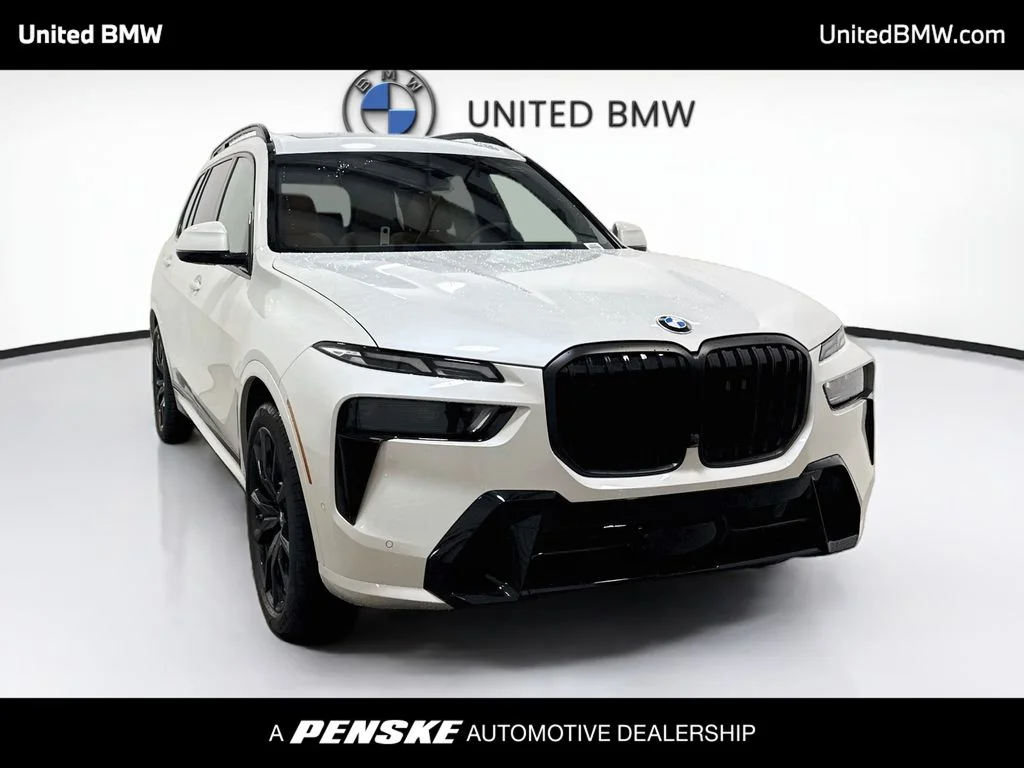 New 2027 Mineral White Metallic BMW xDrive40i image 3