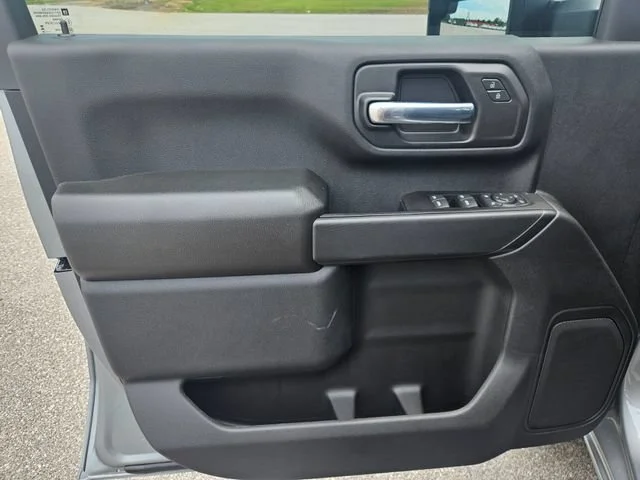 2026 Chevrolet Silverado 2500 HD Custom - Photo 10