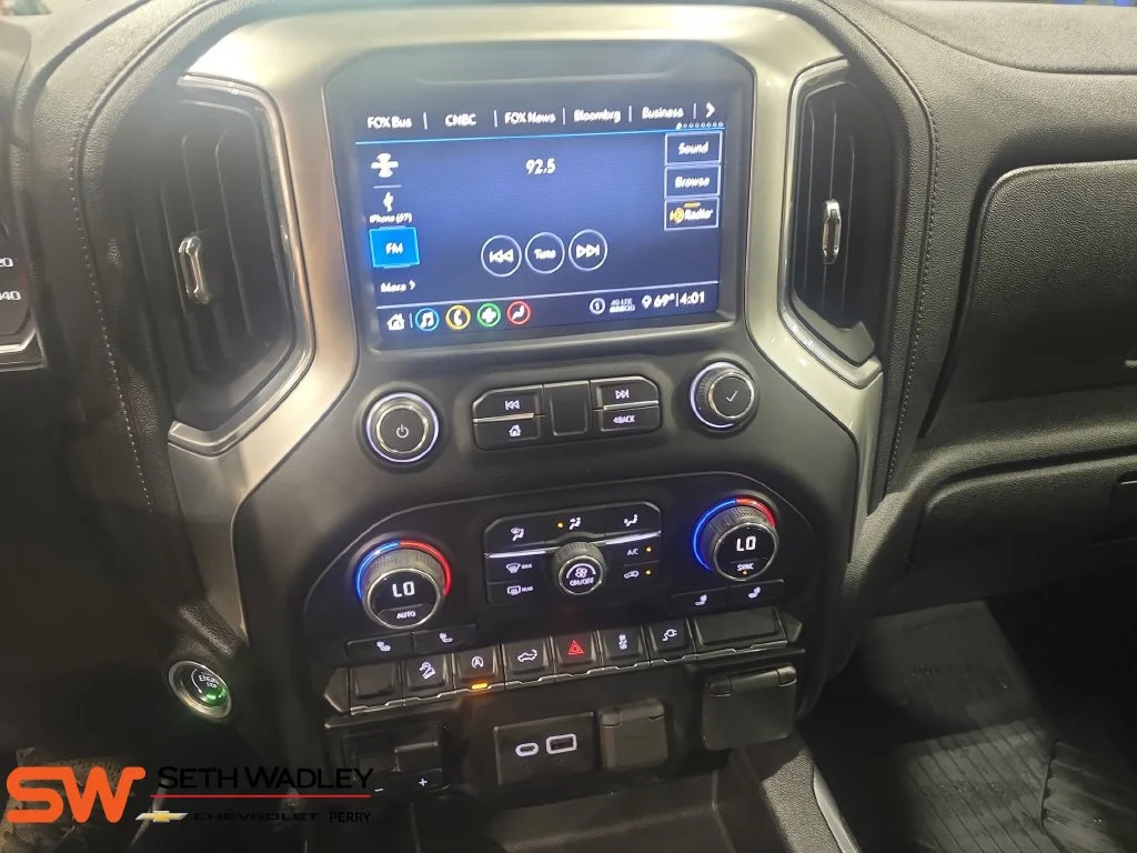 Used 2020 SHADOW GRAY METALLIC Chevrolet LT Trail Boss image 21