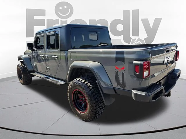 Used 2022 Gray Jeep Overland image 10