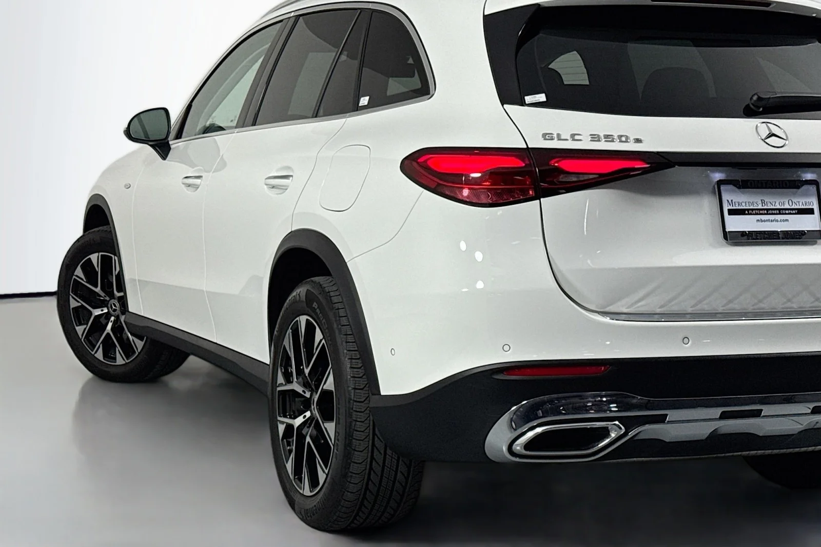 Certified Used 2025 Polar White Mercedes-Benz GLC 350e image 14