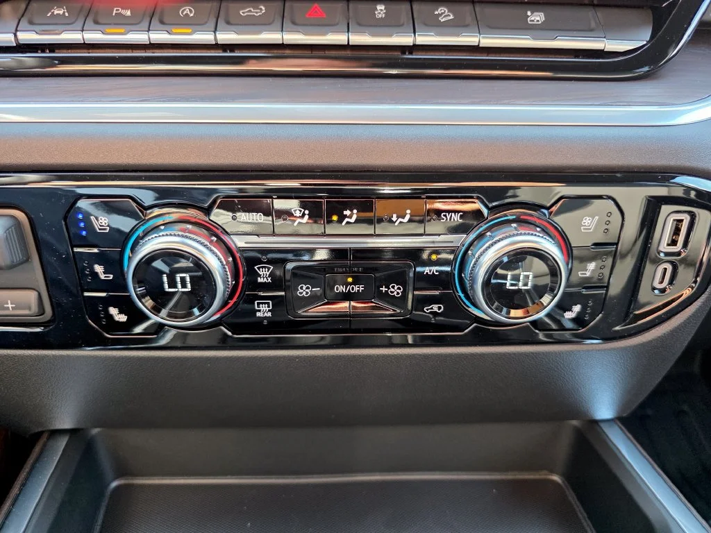 2026 GMC Sierra 1500 SLT - Photo 19