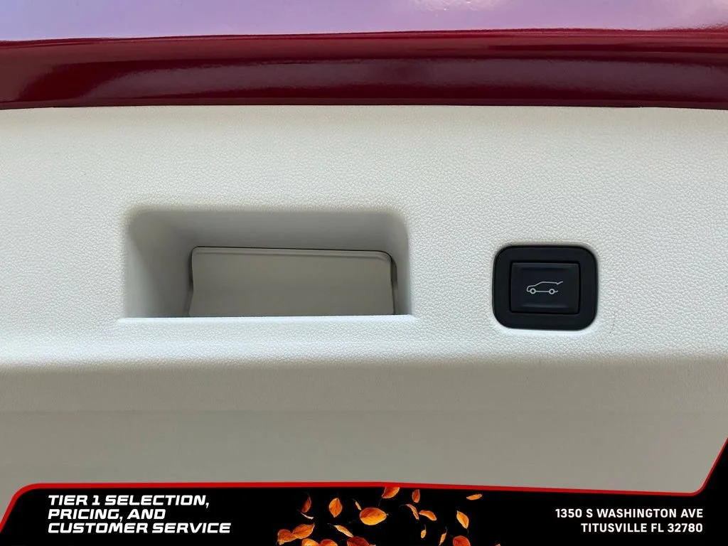2026 GMC Acadia Denali - Photo 24