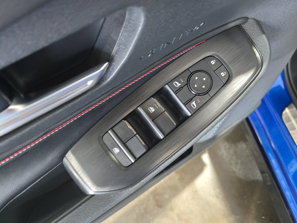 Used 2026 Blue Nissan SR image 13