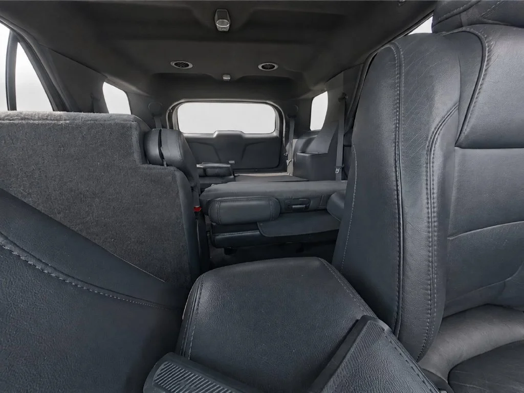 Used 2015 Black Ford Limited image 25