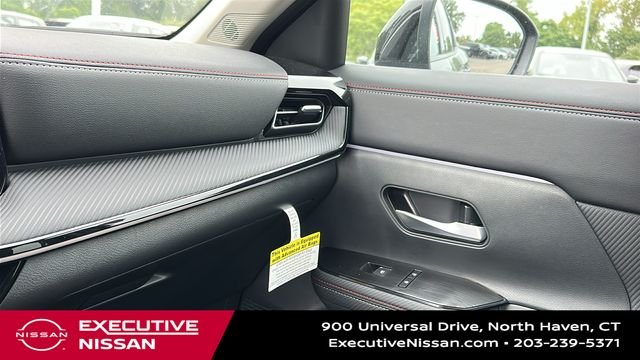 Used 2025 Black Nissan SR image 20