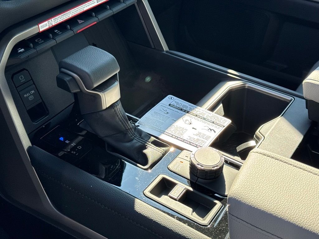 2026 Toyota Tundra Limited - Photo 12