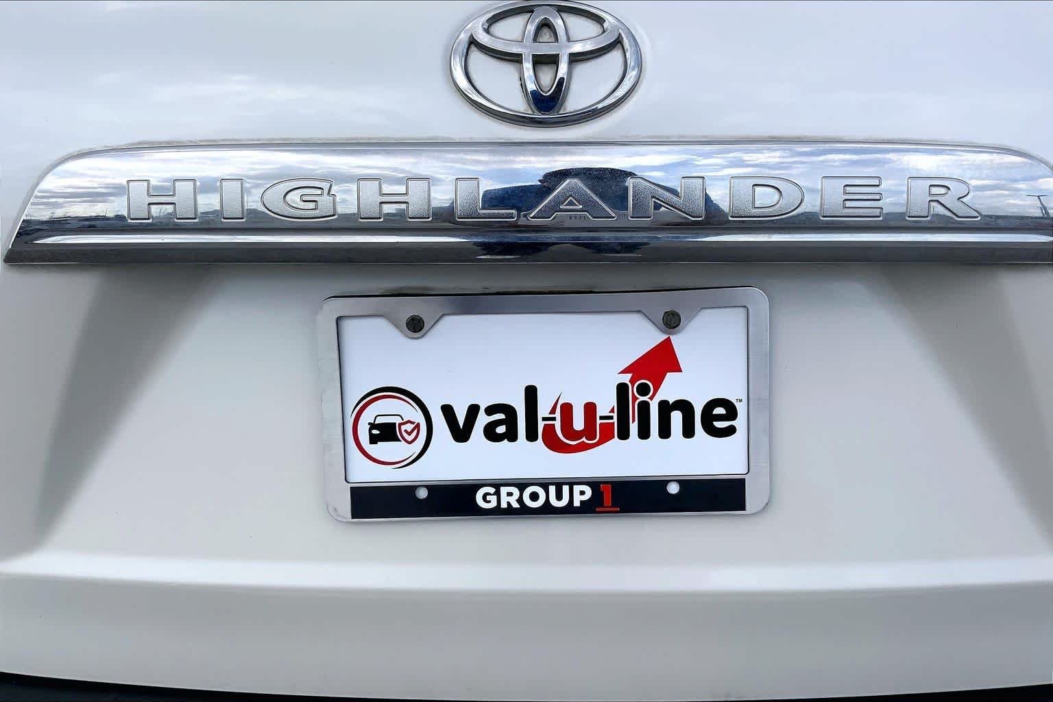 Used 2012 Blizzard Pearl Toyota  image 29