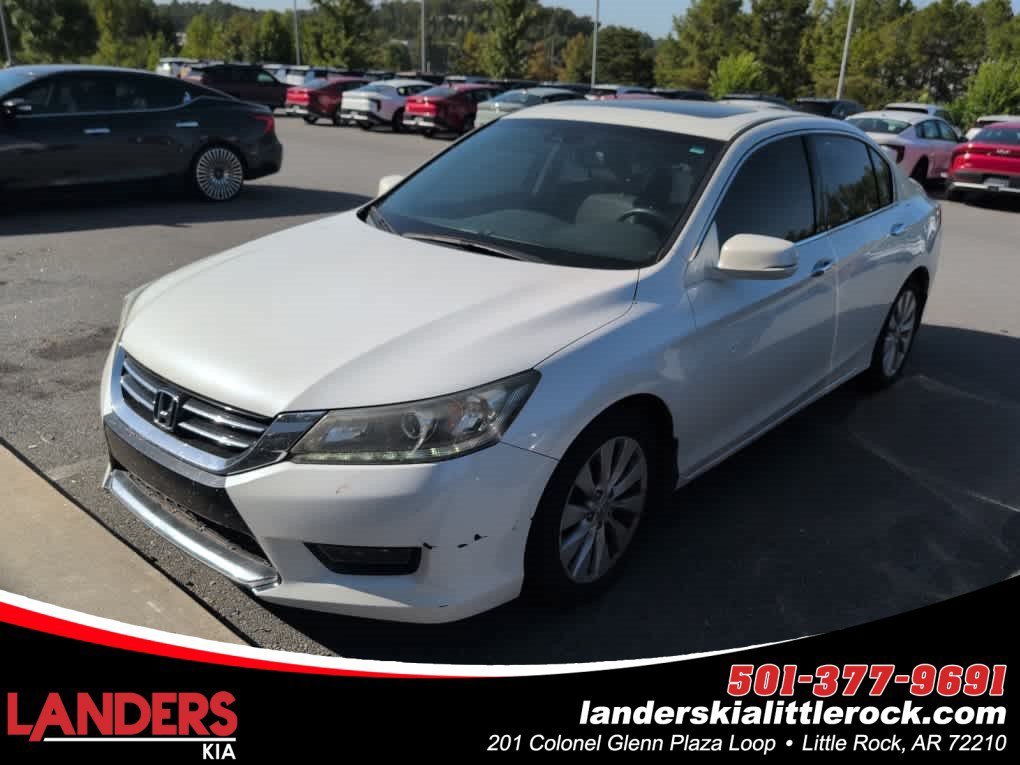 Used 2014 White Honda EX-L image 1