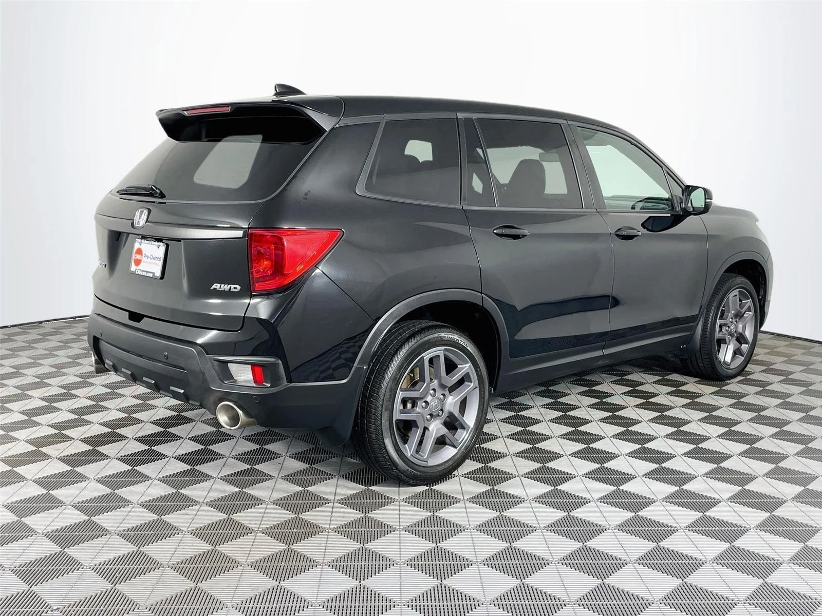 Certified Used 2023 Crystal Black Pearl Honda EX-L image 10