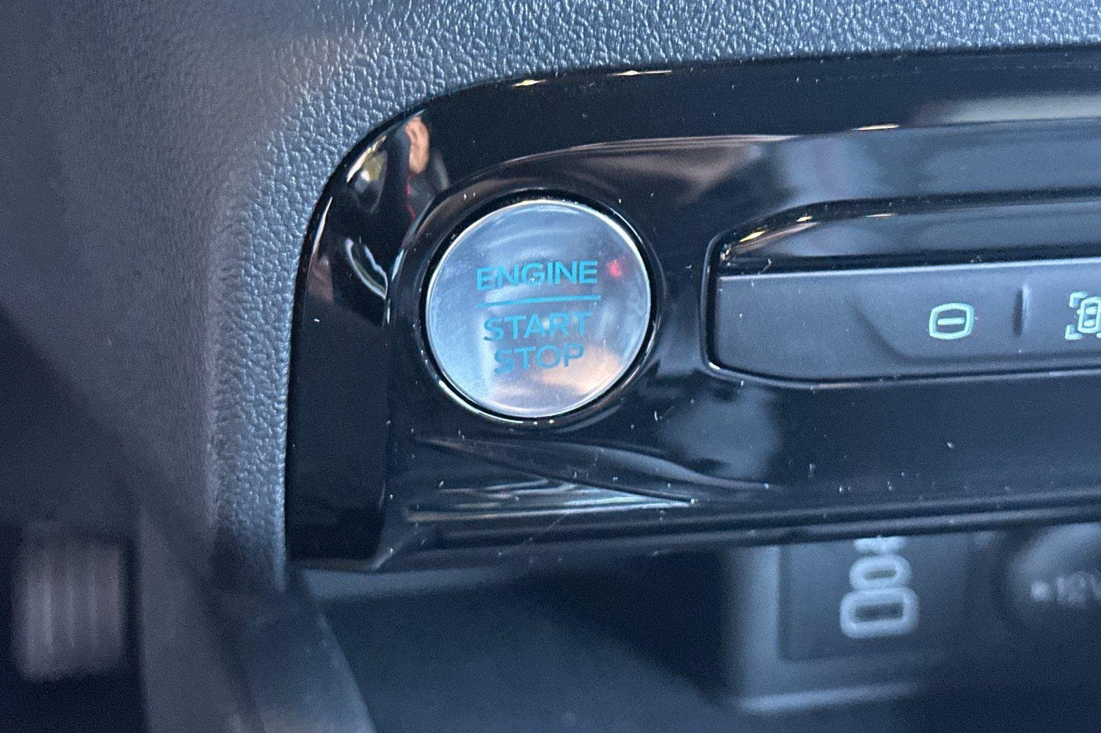 2025 Ford Escape Hybrid ST-Line - Photo 19