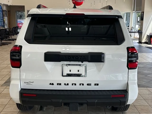 Used 2025 White Toyota SR5 image 4