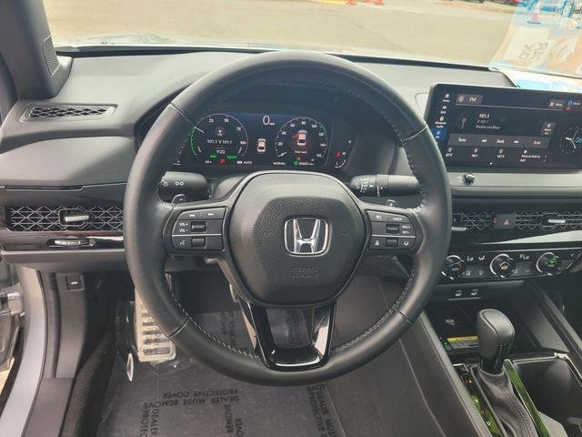 Used 2025  Honda Sport image 30