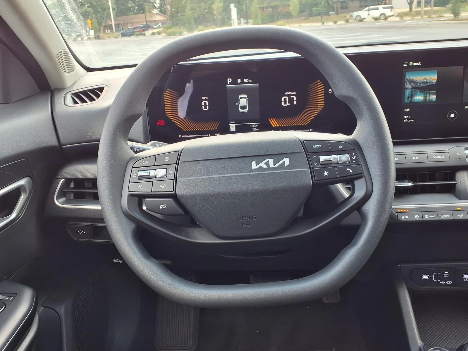 New 2026 Snow White Pearl Kia LXS image 10