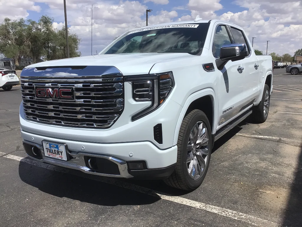 New 2026 Glacier White Tricoat GMC Denali image 3