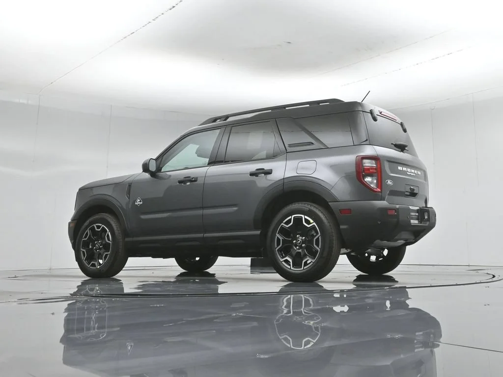 New 2026 Gray Ford Outer Banks image 47