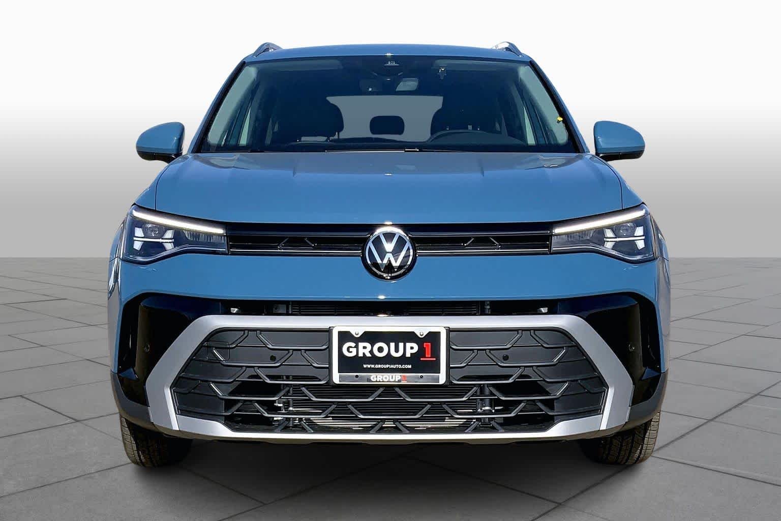 New 2026 Monterey Blue Pearl Volkswagen SE image 3