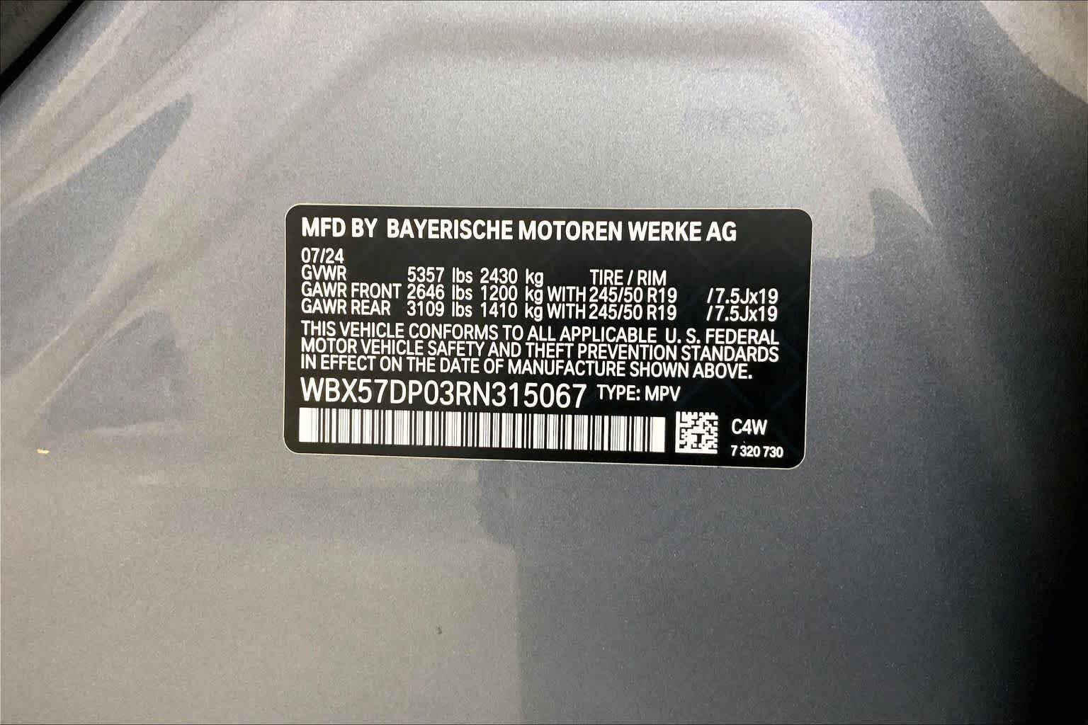 Used 2024 Skyscraper Grey Metallic BMW xDrive30i image 36
