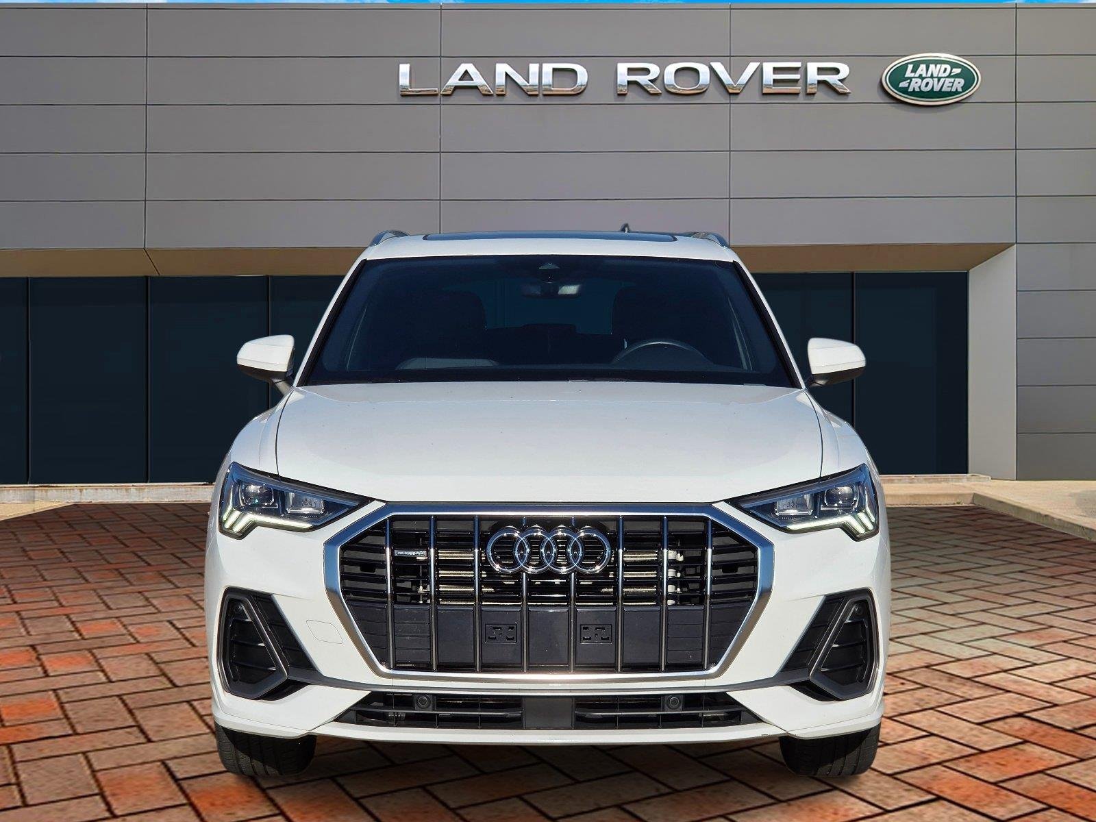 Used 2025 WHITE Audi S line Premium image 2