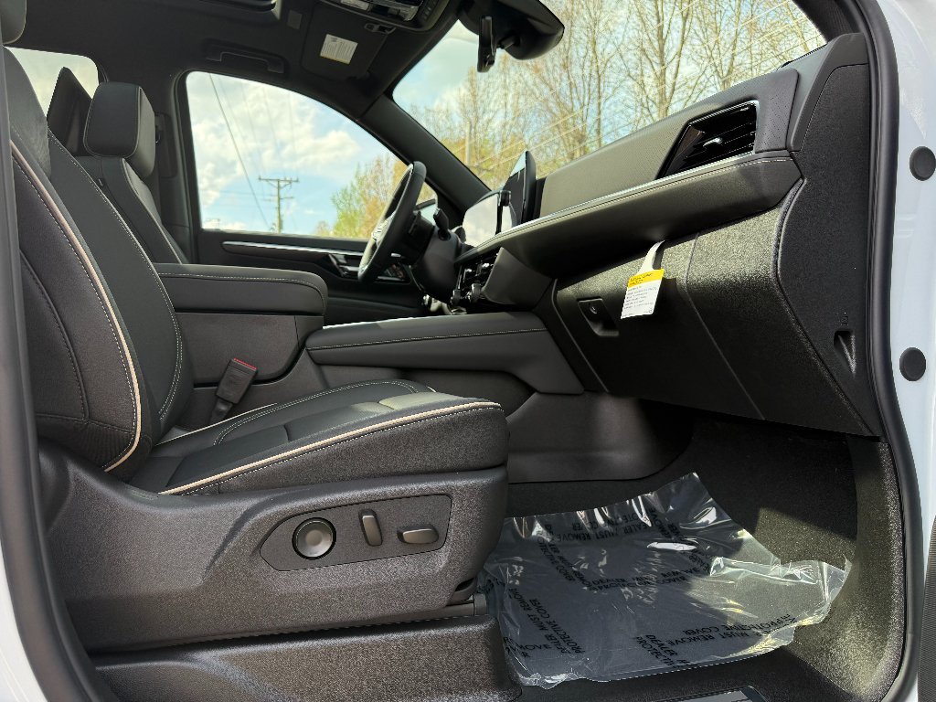 2026 Chevrolet Tahoe Premier - Photo 32