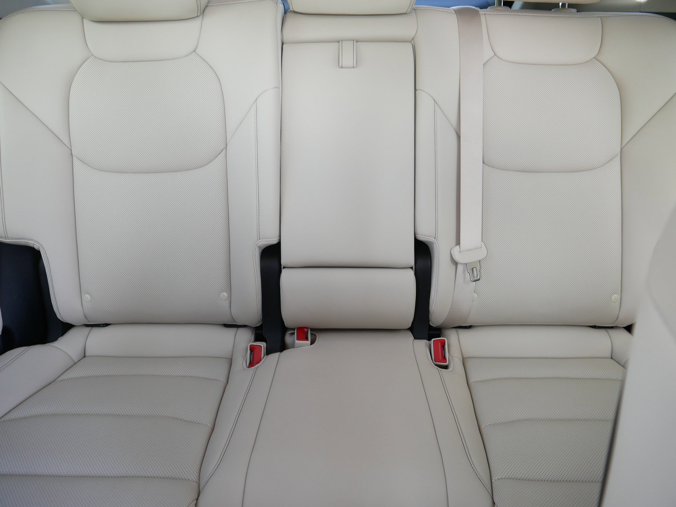 2022 GENESIS GV70 Standard - Photo 13