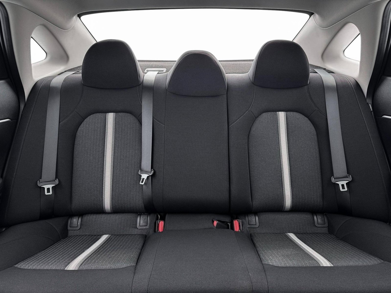 New 2026 Abyss Black Hyundai SE image 16