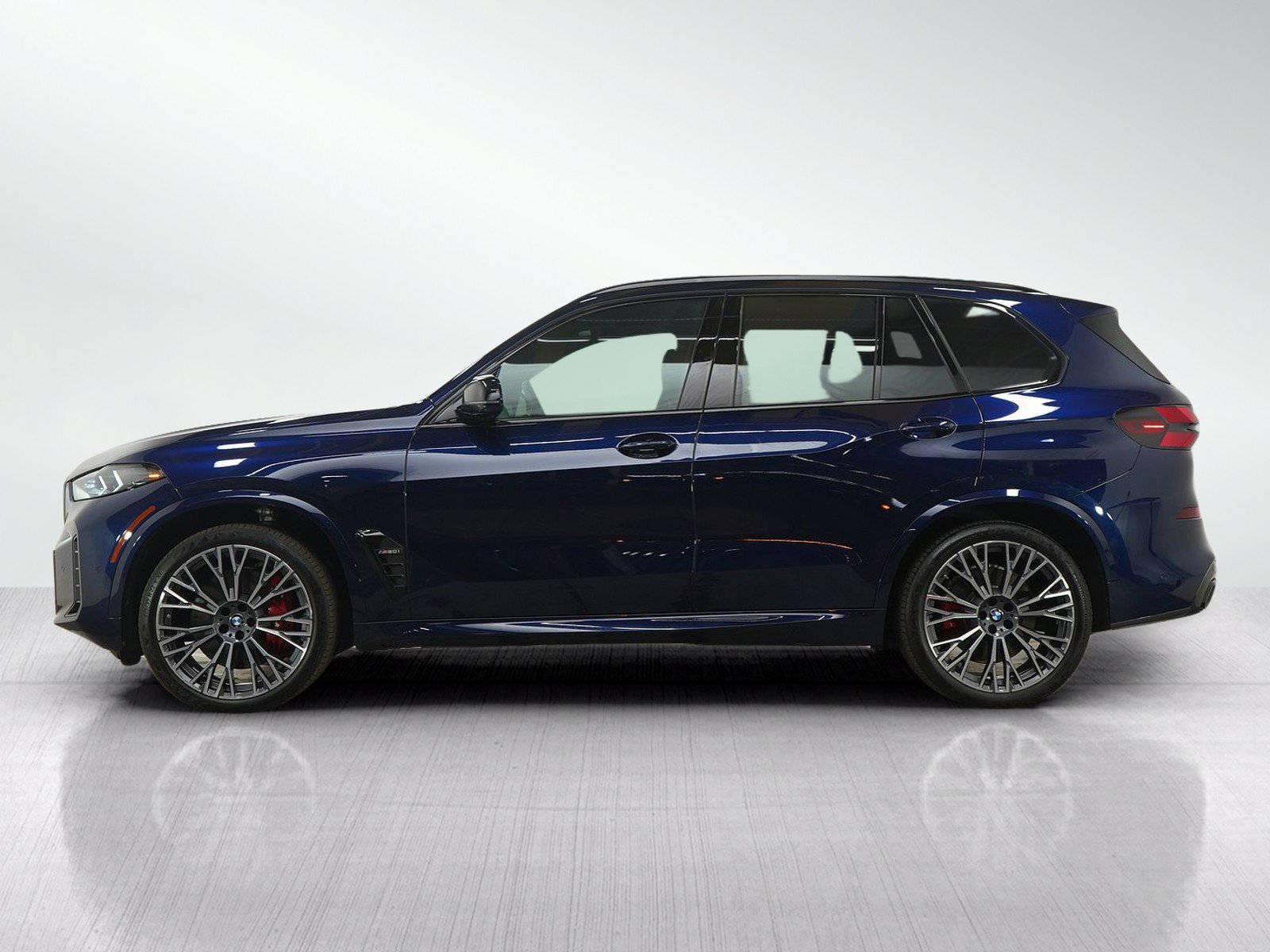 Used 2024 BMW X5 M60i with VIN 5UX33EU05R9T61629 for sale in Burnsville, Minnesota