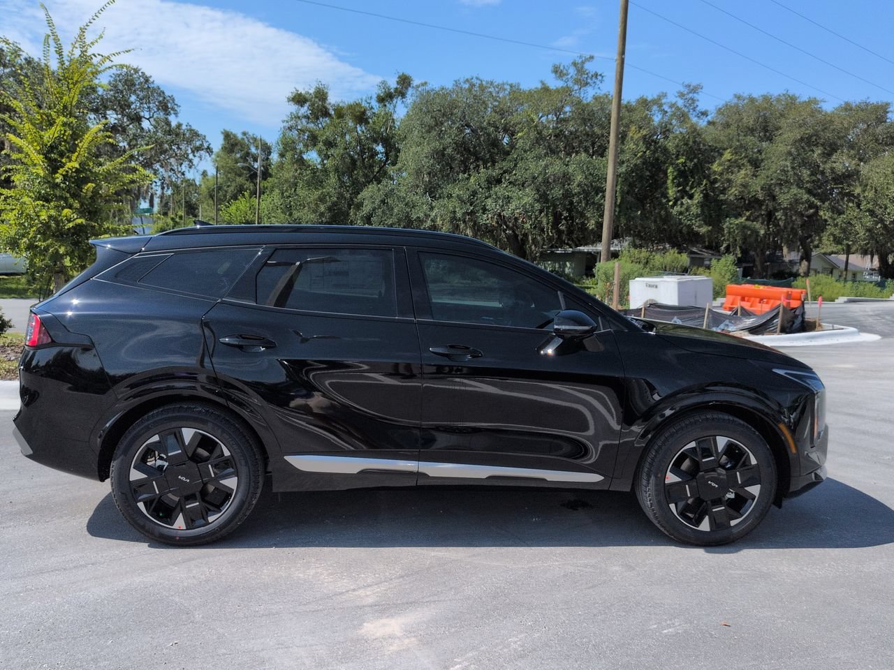 New 2027 Ebony Black Kia SX-Prestige image 3