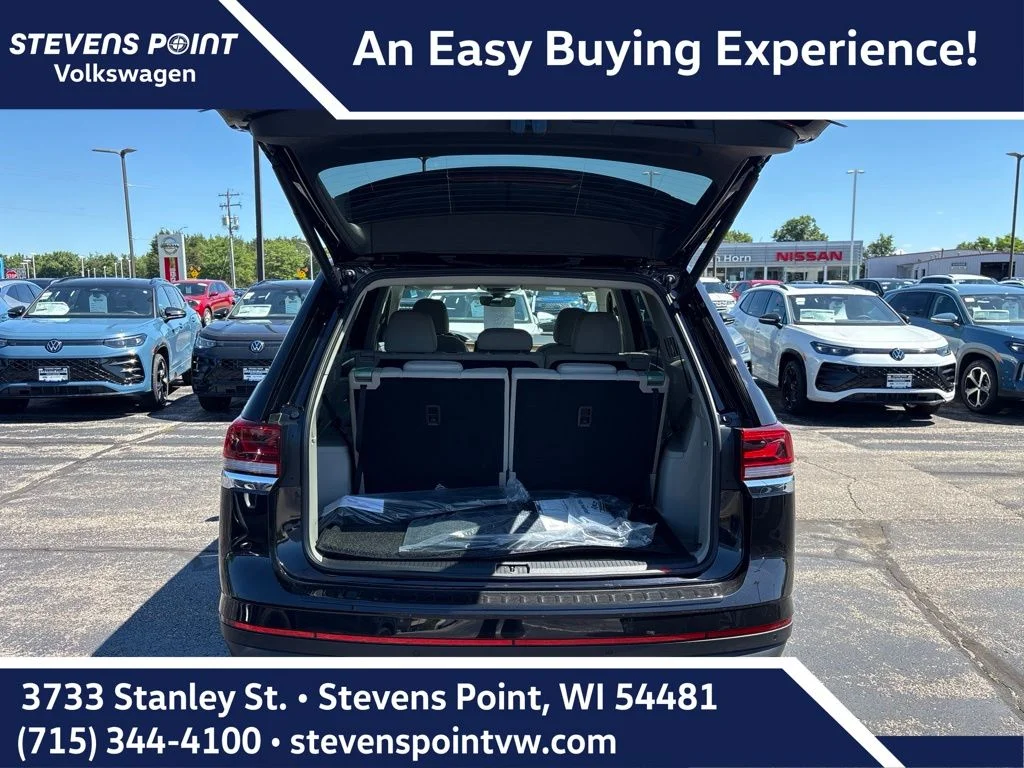 New 2026 Deep Black Pearl Volkswagen 2.0T SE w/Technology image 25