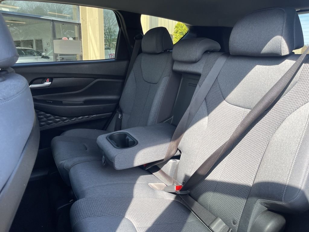 2021 Hyundai Santa Fe SE - Photo 26