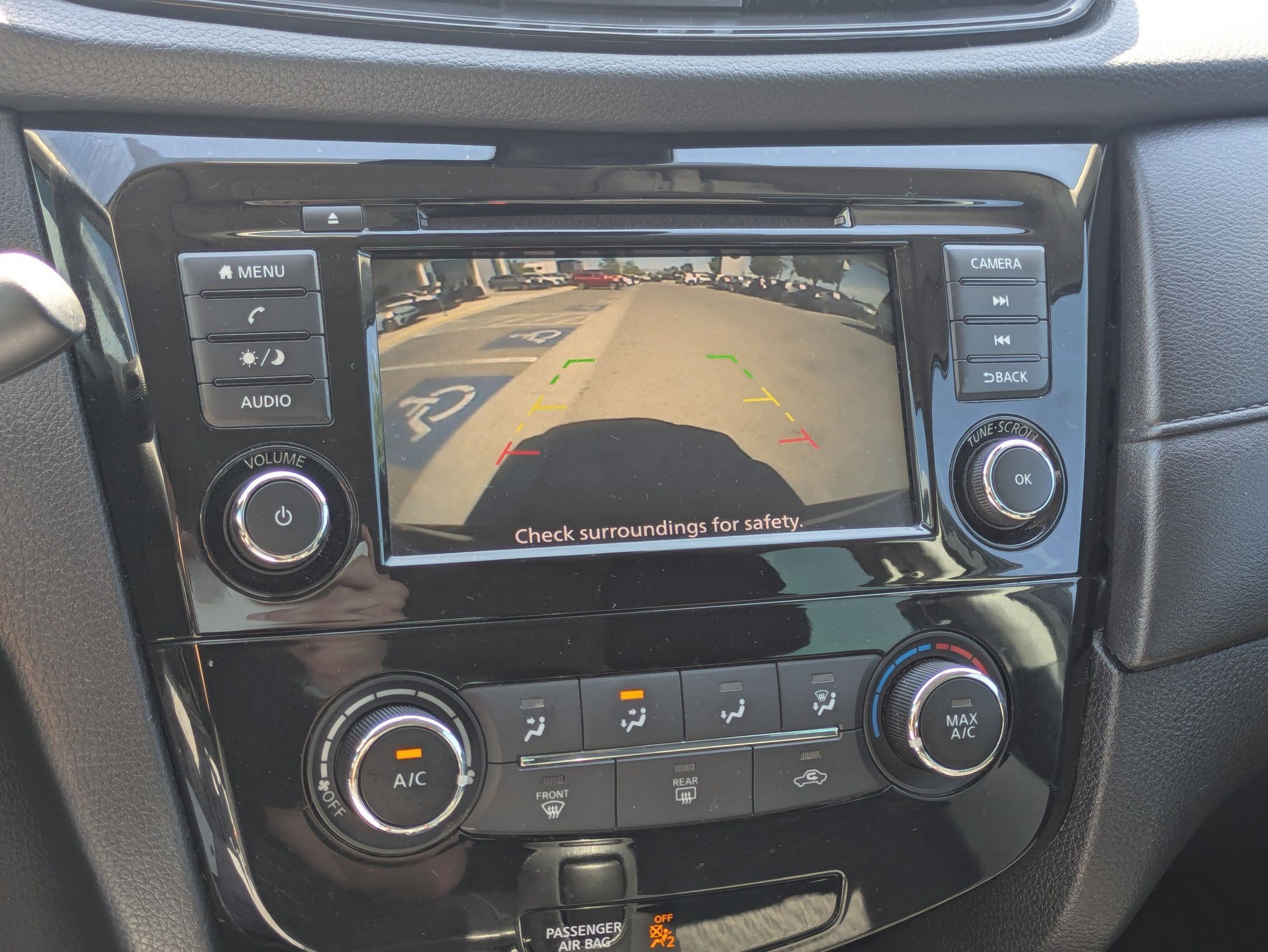 Used 2020 Magnetic Black Pearl Nissan S image 21