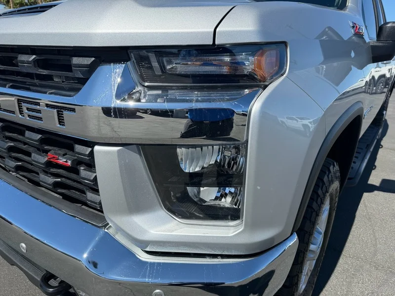 Used 2023 Silver Ice Metallic Chevrolet LT image 27