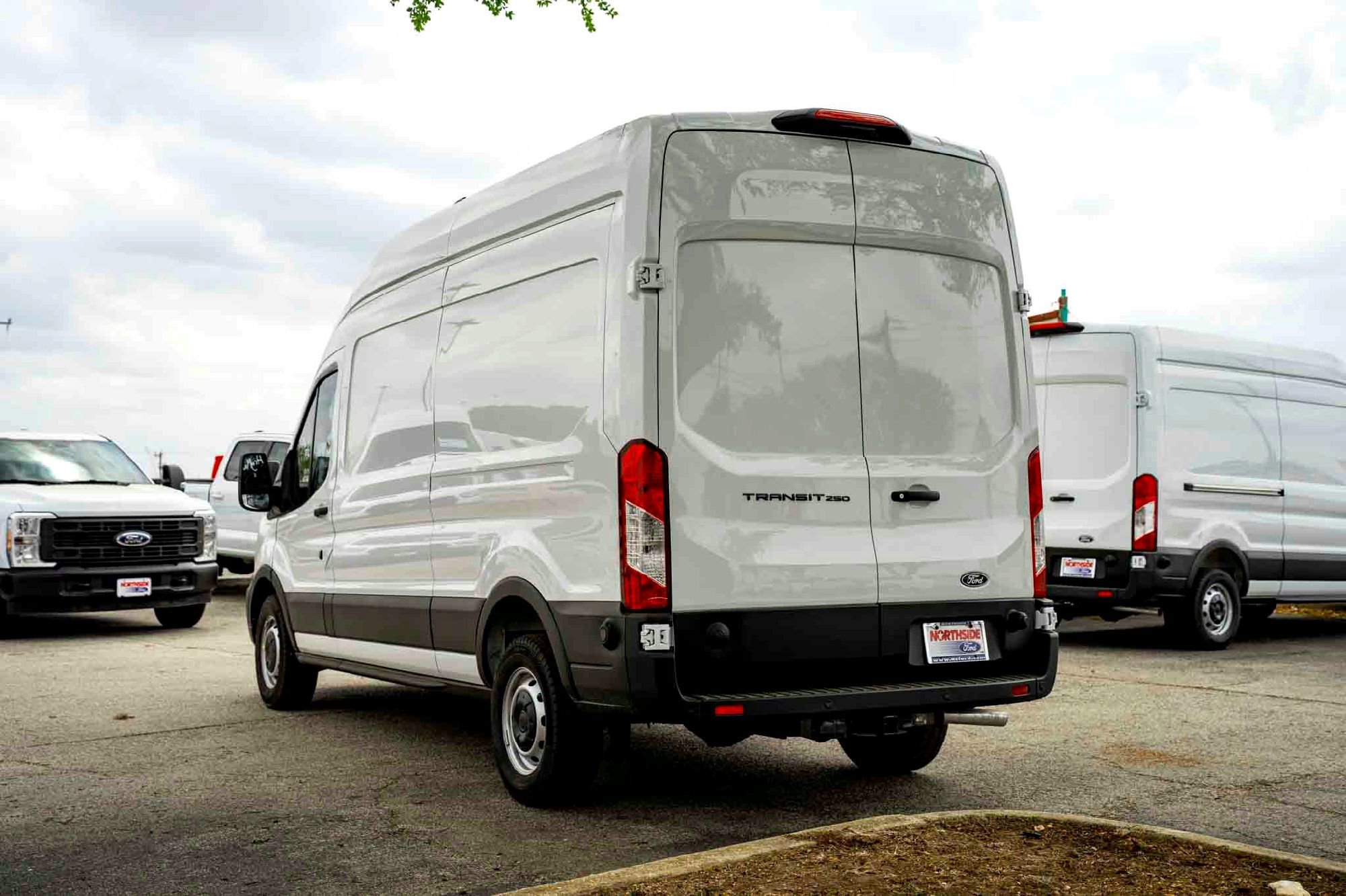 2026 Ford Transit Van Base