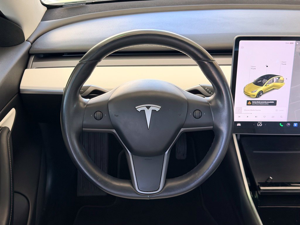 Used 2018 White Tesla Long Range image 16